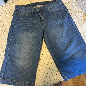 Prana long jean shorts, size 6.